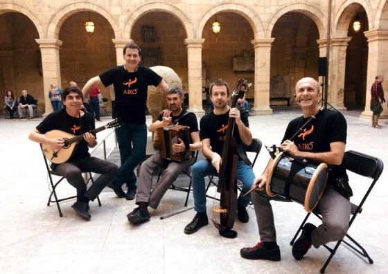 Aiko taldea Euskal Museoan